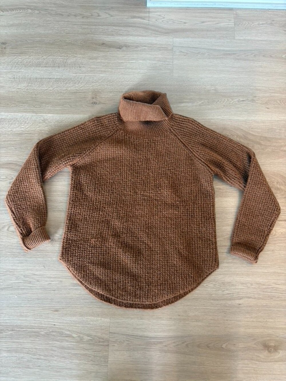 Kuhl Warm Chestnut Turtleneck Sweater Cable Chunky Knit Medium